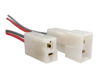 Conector eléctrico universal