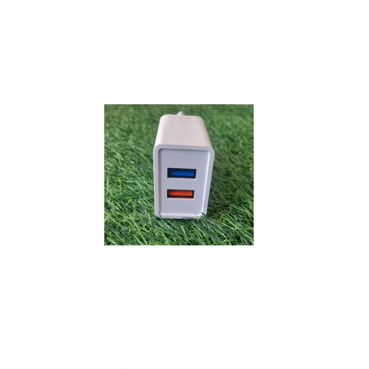 Cargador de Celular 3.5A , 18W + CABLE TIPO C